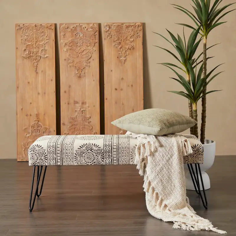 Banc Métal Floral, Diamant ou Tribal avec Pieds Épingle à Cheveux en Métal - Blanc, Gris ou Multicolore